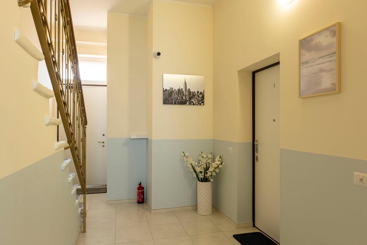 Leader Apartment 4 - Monzino - Hockey Msg Arena - Linate - 밀라노 외부 사진
